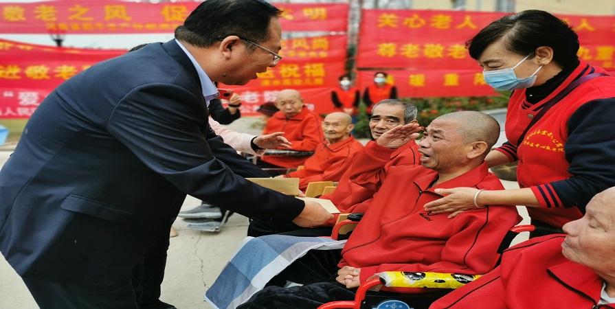 又到九九重阳节，尊老敬老正当时